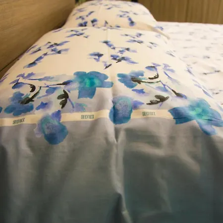 Alma Megaris Bed and Breakfast *