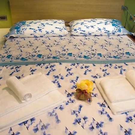 Alma Megaris B&B *
